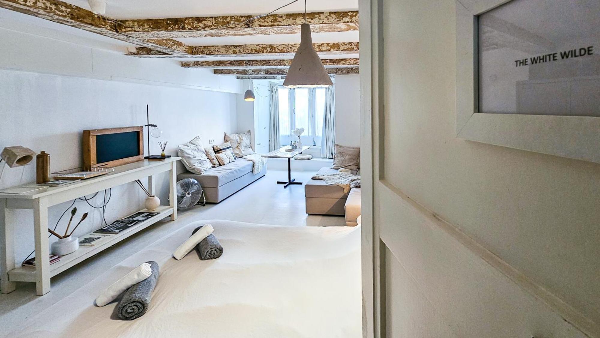 The White Wilde - Studio In A Historic Canalhouse From 1799 Amsterdam Bagian luar foto