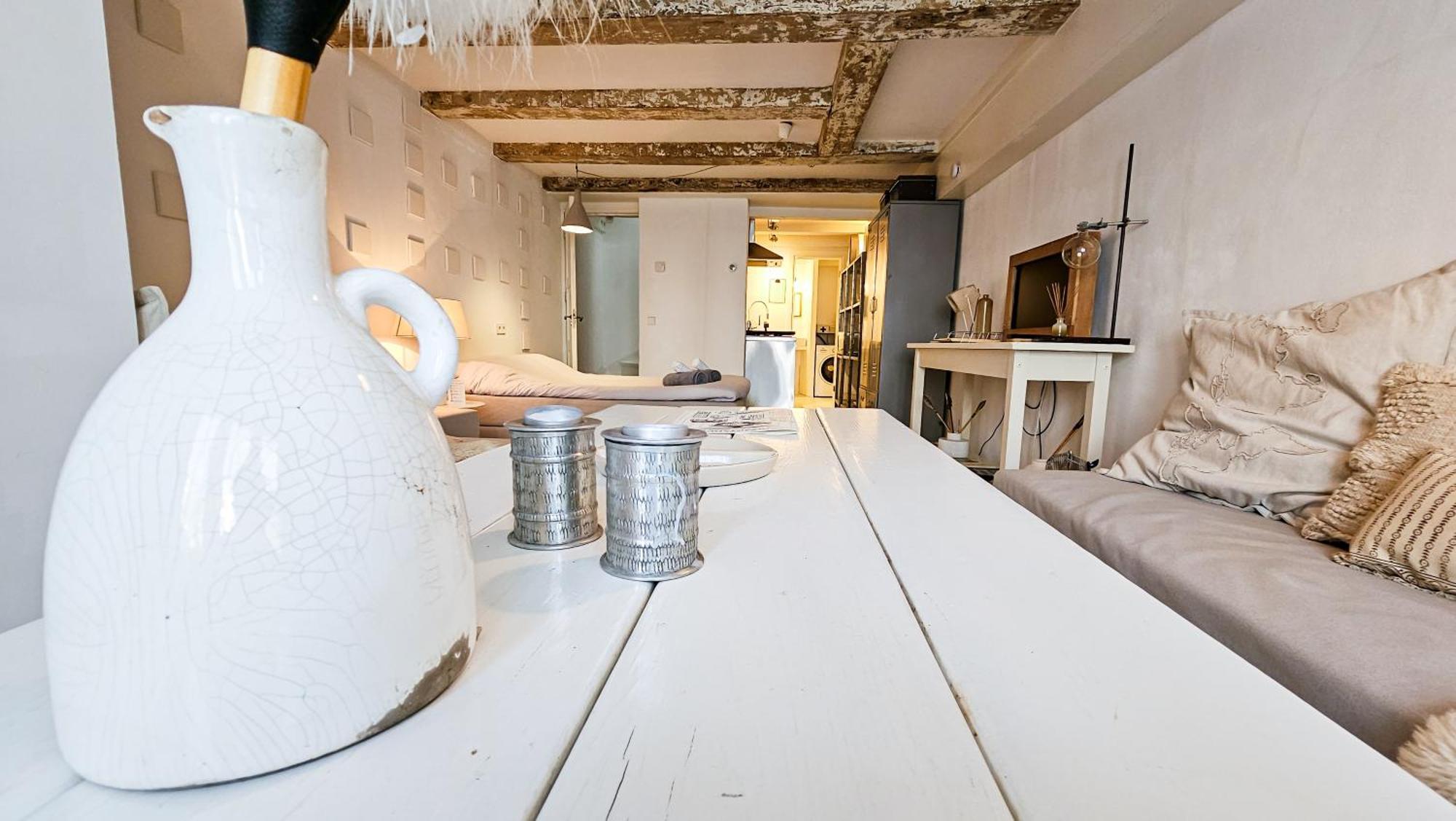 The White Wilde - Studio In A Historic Canalhouse From 1799 Amsterdam Bagian luar foto